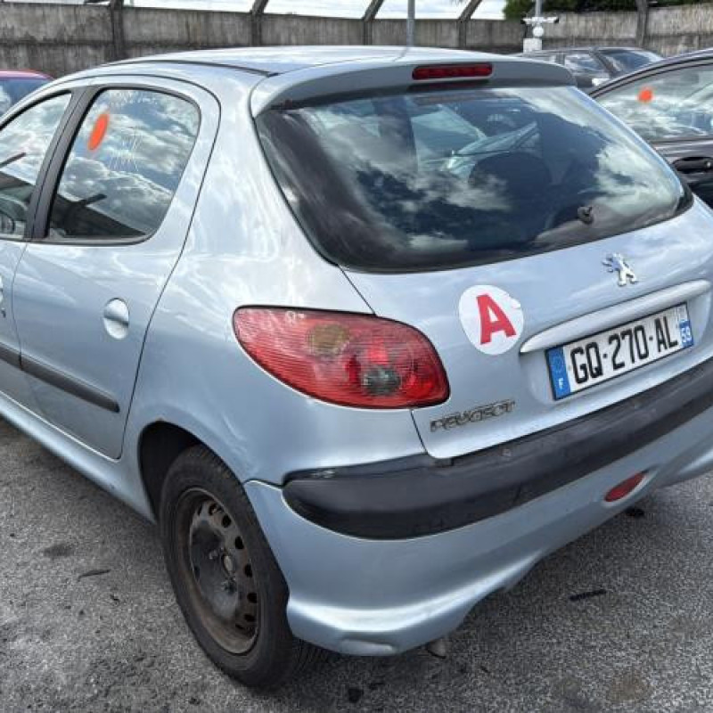 Baguette de coffre PEUGEOT 206 Photo n°4