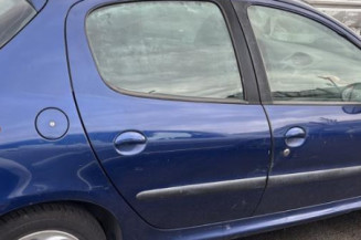 Baguette de coffre PEUGEOT 206