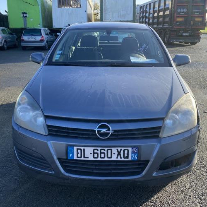 Alternateur OPEL ASTRA H Photo n°9