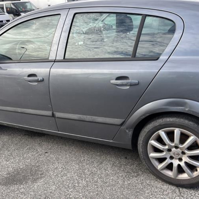 Alternateur OPEL ASTRA H Photo n°20