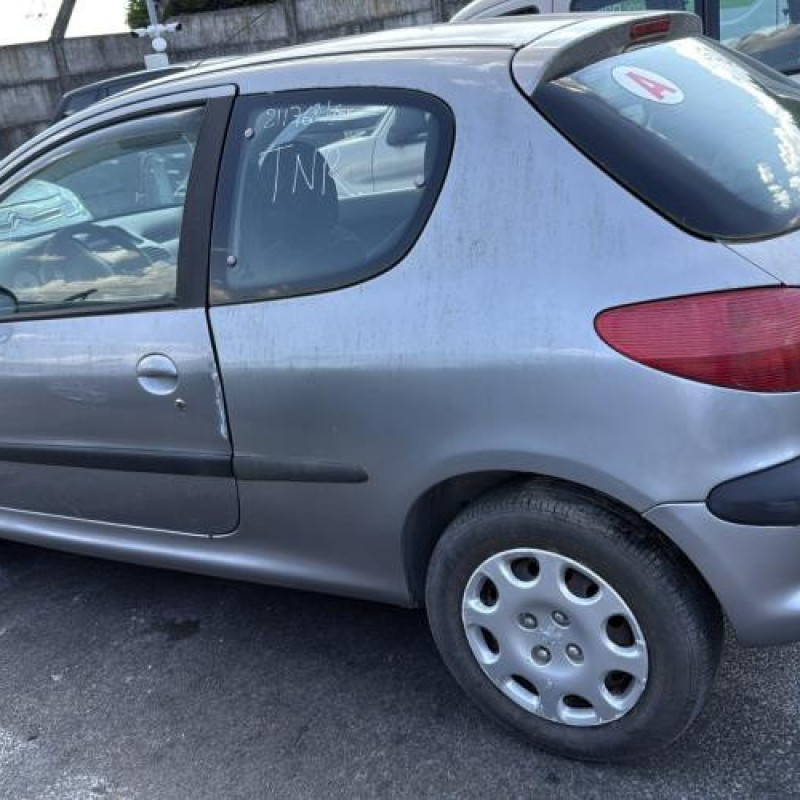 Baguette de coffre PEUGEOT 206 Photo n°6