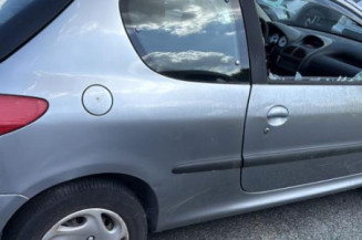 Baguette de coffre PEUGEOT 206