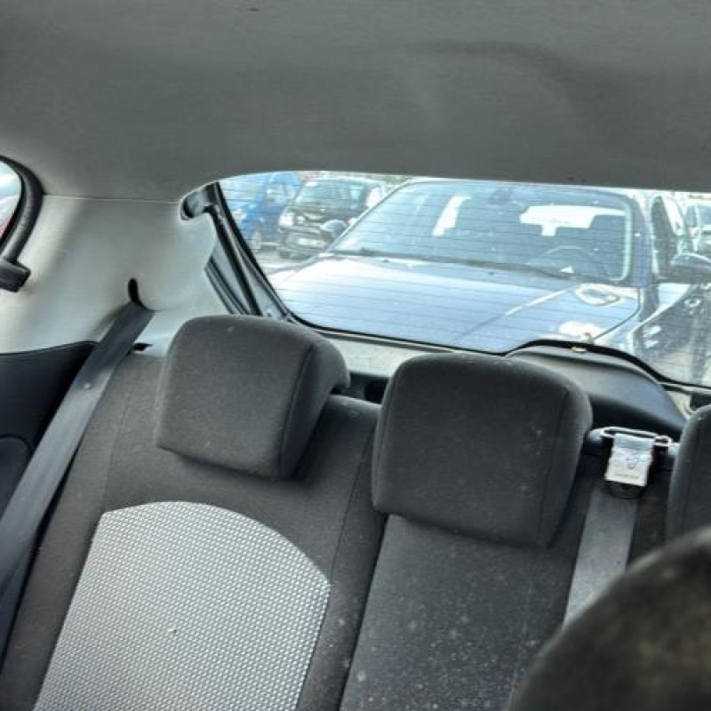 Baguette de coffre PEUGEOT 206 Photo n°11