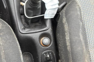 Baguette de coffre PEUGEOT 206