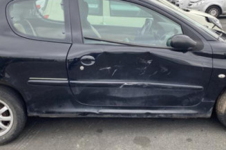 Baguette de coffre PEUGEOT 206