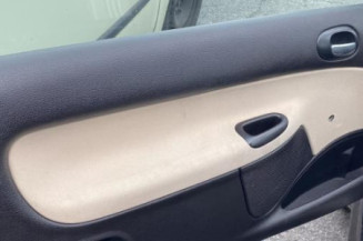 Baguette de coffre PEUGEOT 206