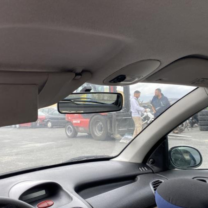 Baguette de coffre PEUGEOT 206 Photo n°15