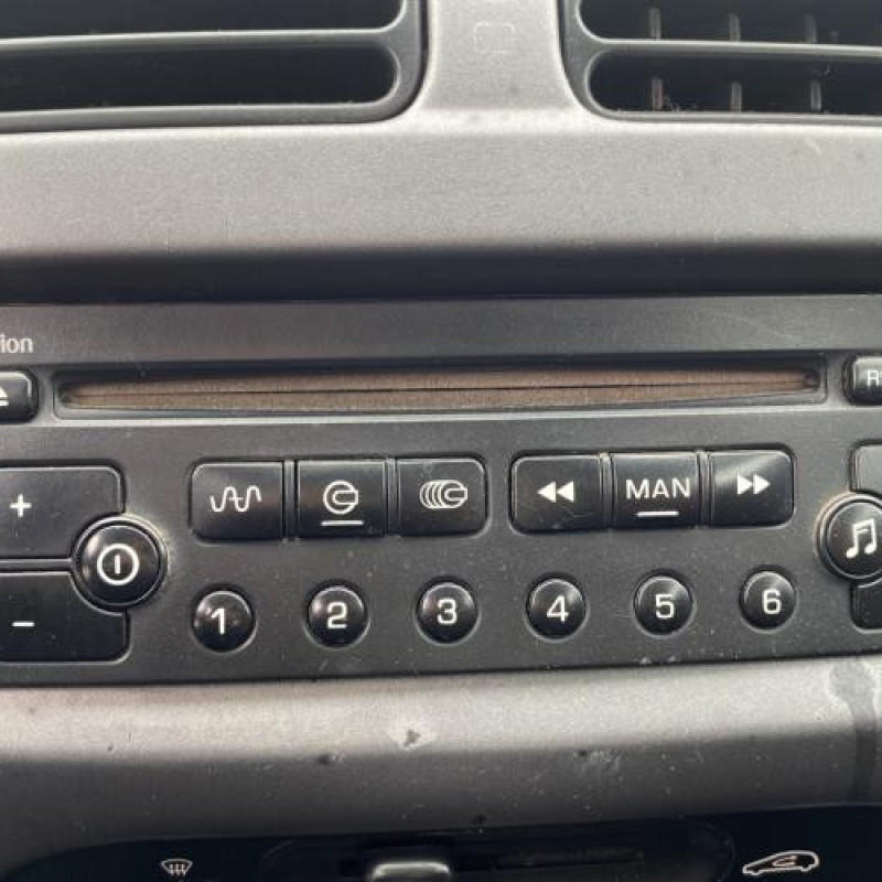 Baguette de coffre PEUGEOT 206 Photo n°17