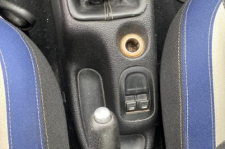 Baguette de coffre PEUGEOT 206