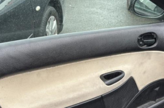 Baguette de coffre PEUGEOT 206