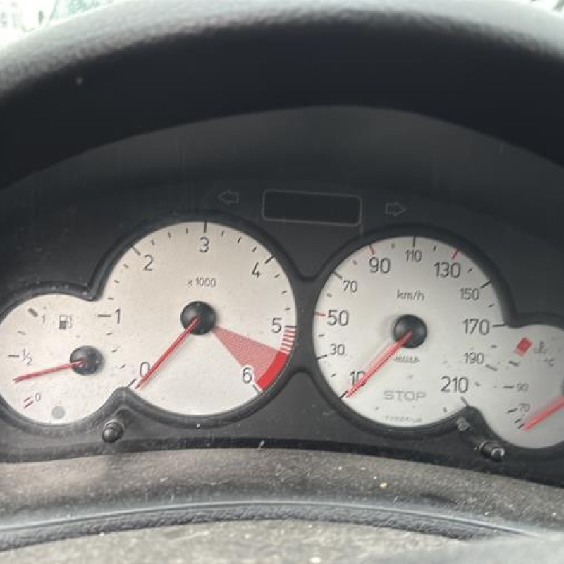 Baguette de coffre PEUGEOT 206 Photo n°18