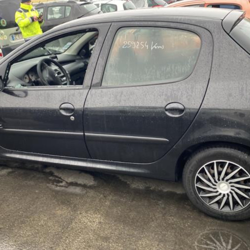 Baguette de coffre PEUGEOT 206 Photo n°6