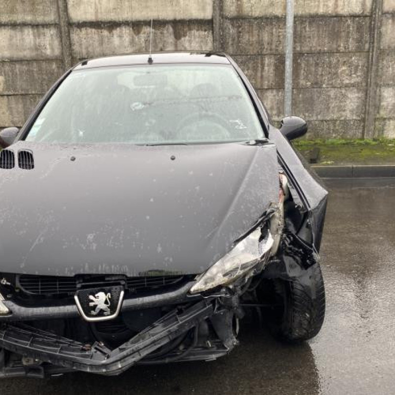 Baguette de coffre PEUGEOT 206 Photo n°8