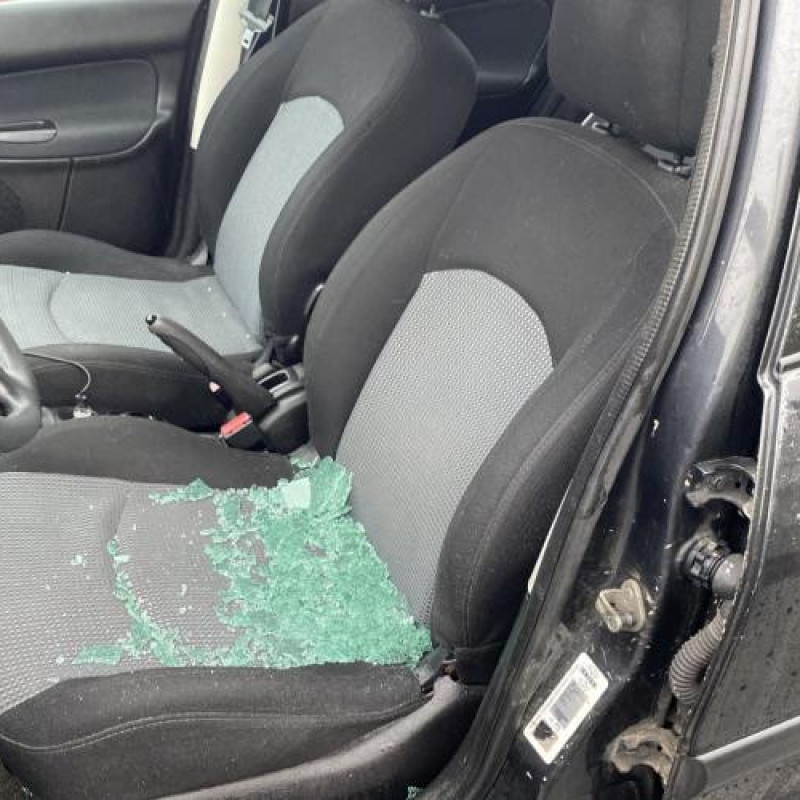 Baguette de coffre PEUGEOT 206 Photo n°10