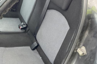 Baguette de coffre PEUGEOT 206