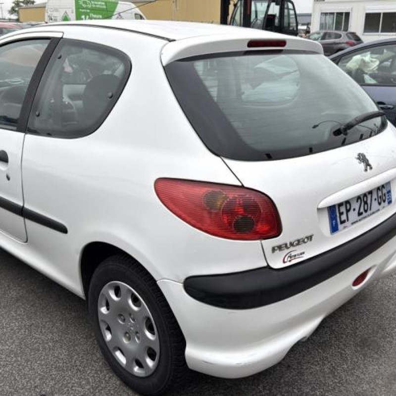Baguette de coffre PEUGEOT 206 Photo n°4