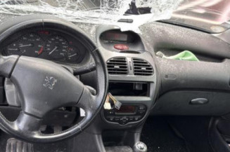 Baguette de coffre PEUGEOT 206