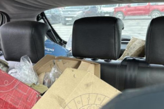 Baguette de coffre PEUGEOT 206