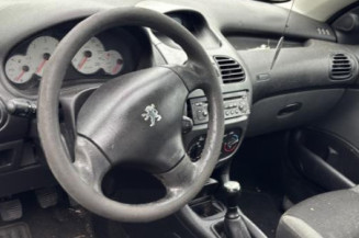 Baguette de coffre PEUGEOT 206