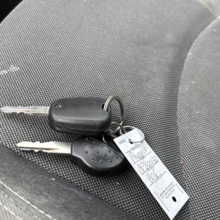 Baguette de coffre PEUGEOT 206 Photo n°1