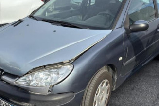 Baguette de coffre PEUGEOT 206