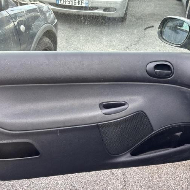 Baguette de coffre PEUGEOT 206 Photo n°20