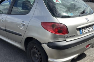 Baguette de coffre PEUGEOT 206