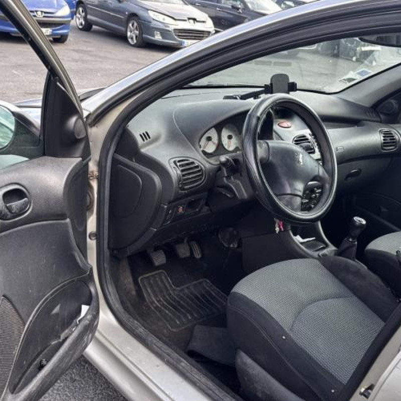 Baguette de coffre PEUGEOT 206 Photo n°9