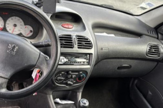 Baguette de coffre PEUGEOT 206