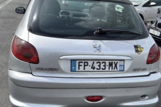 Baguette de coffre PEUGEOT 206