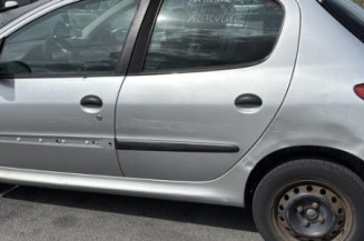 Baguette de coffre PEUGEOT 206