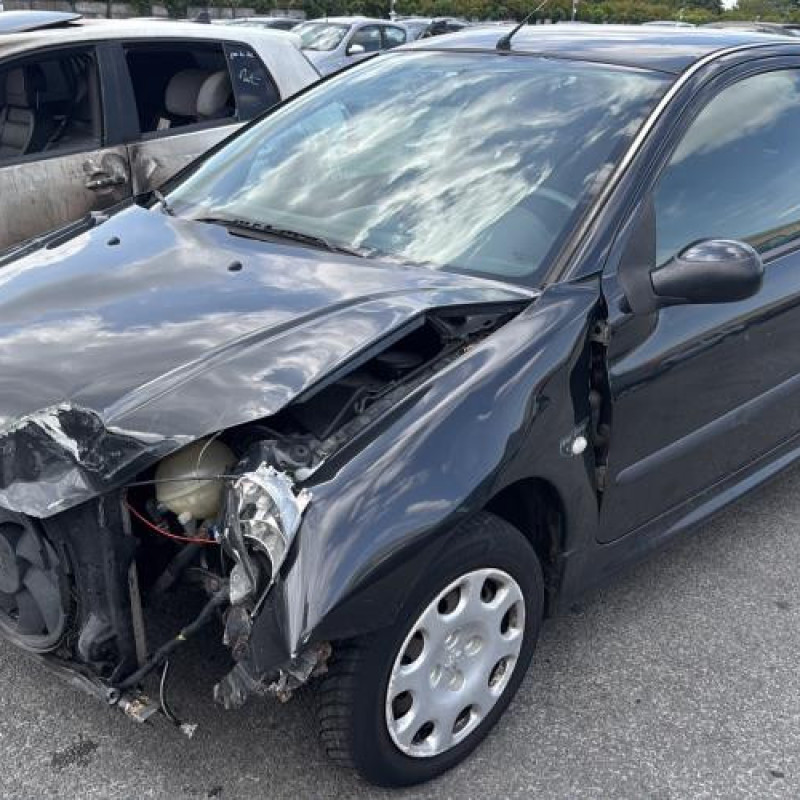 Baguette de coffre PEUGEOT 206 Photo n°3