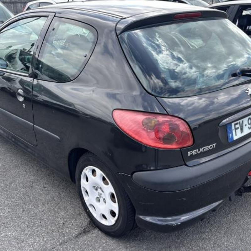 Baguette de coffre PEUGEOT 206 Photo n°6