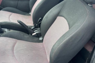 Baguette de coffre PEUGEOT 206