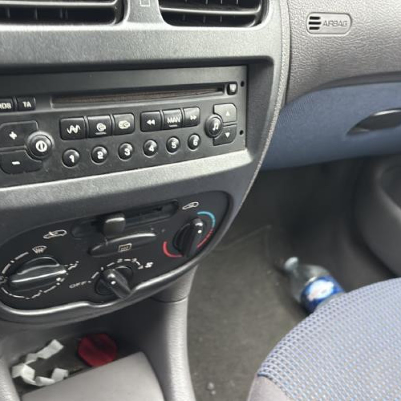 Compteur PEUGEOT 206 Photo n°17