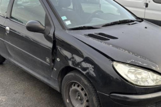 Baguette de coffre PEUGEOT 206