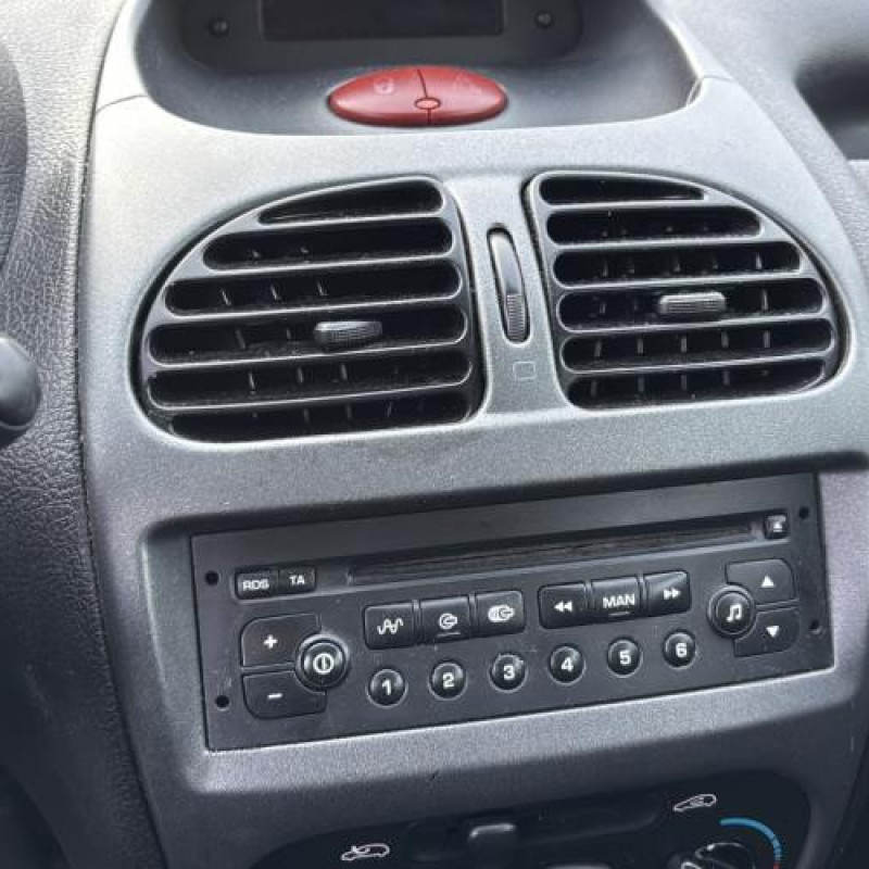 Compteur PEUGEOT 206 Photo n°17