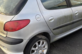 Baguette de coffre PEUGEOT 206