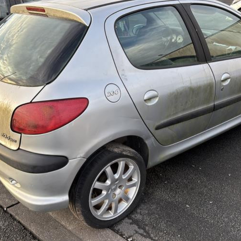 Compteur PEUGEOT 206 Photo n°4