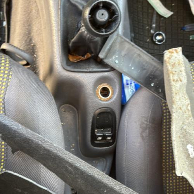 Compteur PEUGEOT 206 Photo n°15