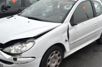 Reservoir essence PEUGEOT 206 Photo n°1