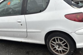 Reservoir essence PEUGEOT 206