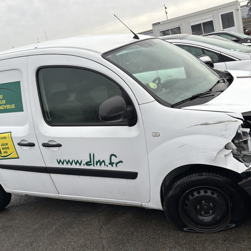 RENAULT KANGOO 2 PHASE 2 1.5 BLUE DCI - 8V TURBO Photo n°4