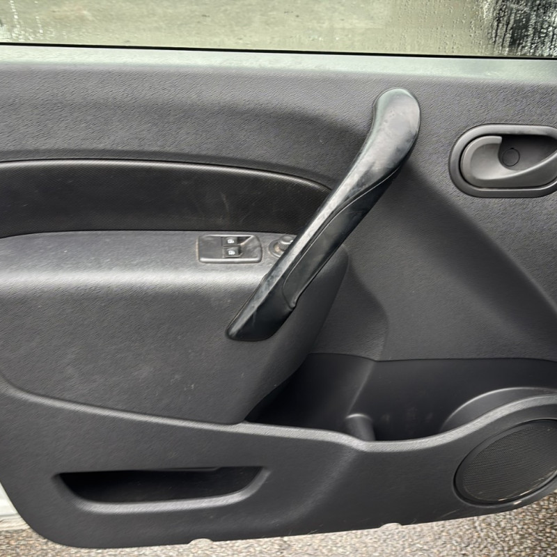 RENAULT KANGOO 2 PHASE 2 1.5 BLUE DCI - 8V TURBO Photo n°10