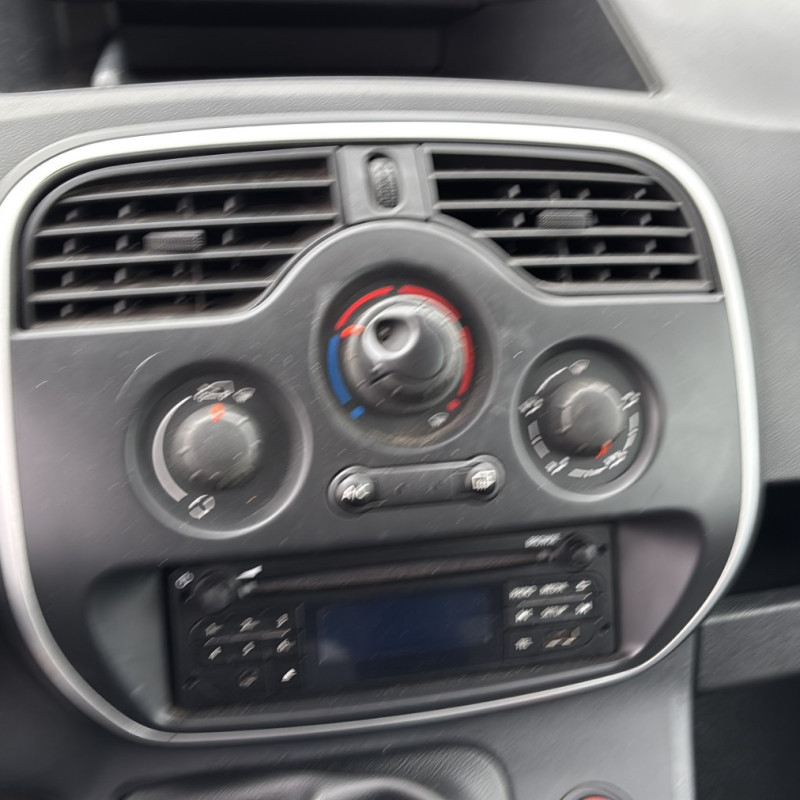 RENAULT KANGOO 2 PHASE 2 1.5 BLUE DCI - 8V TURBO Photo n°20