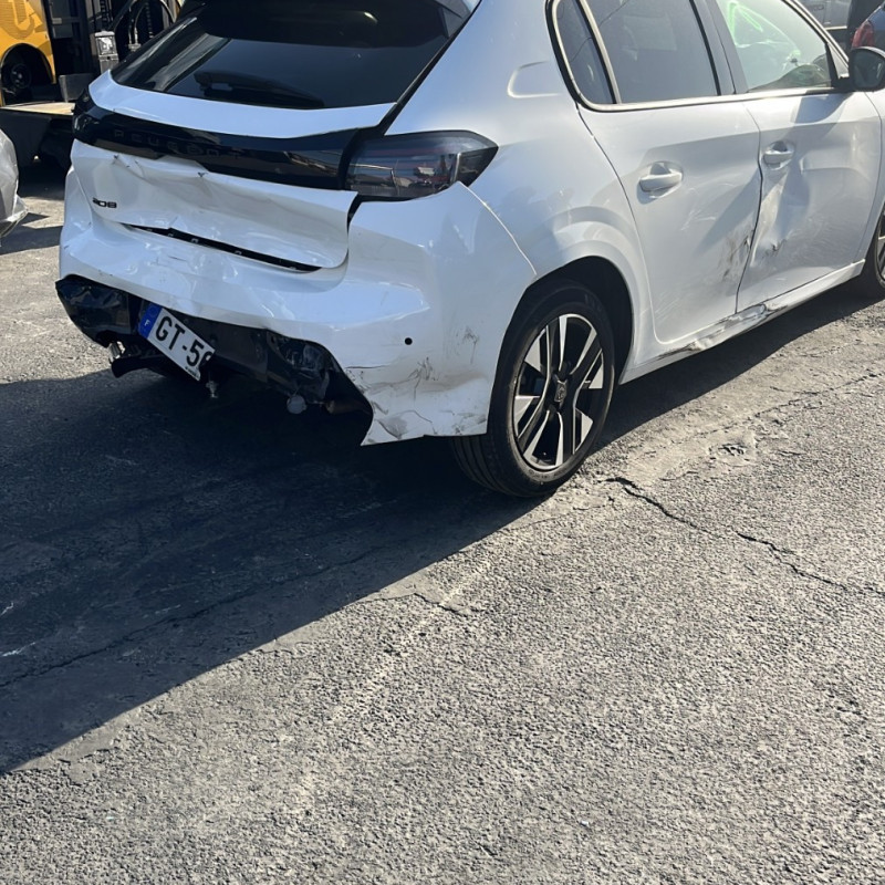 PEUGEOT 208 2 PHASE 1 1.2 PURETECH - 12V TURBO Photo n°3