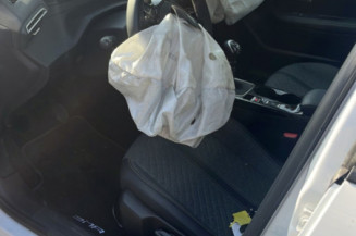 PEUGEOT 208 2 PHASE 1 1.2 PURETECH - 12V TURBO