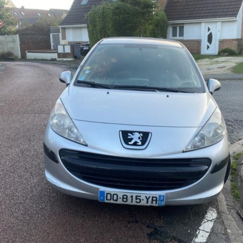 Reservoir essence PEUGEOT 207 Photo n°6