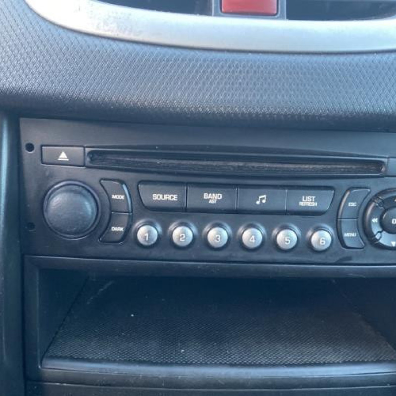 Reservoir essence PEUGEOT 207 Photo n°9