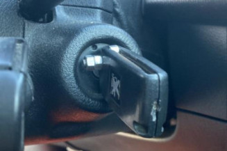 Reservoir essence PEUGEOT 207